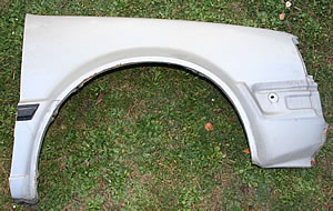 Kotfl�gel Nissan K10