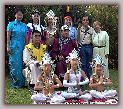 "Gr�ne Tara" K�nstlergruppe aus der Mongolei