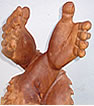 Holz-Skulptur "Erde" aus der Bildhauer Hnde-Serie
