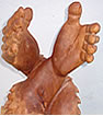 Holz-Skulptur "Erde" aus der Bildhauer H�nde-Serie